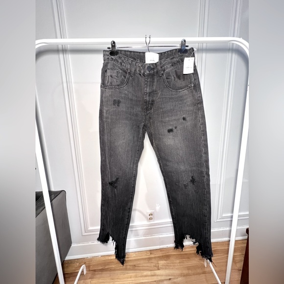 BLACK DISTRESSED JEANS // ONETEASPOON // size 29 🖤 - Picture 1 of 6